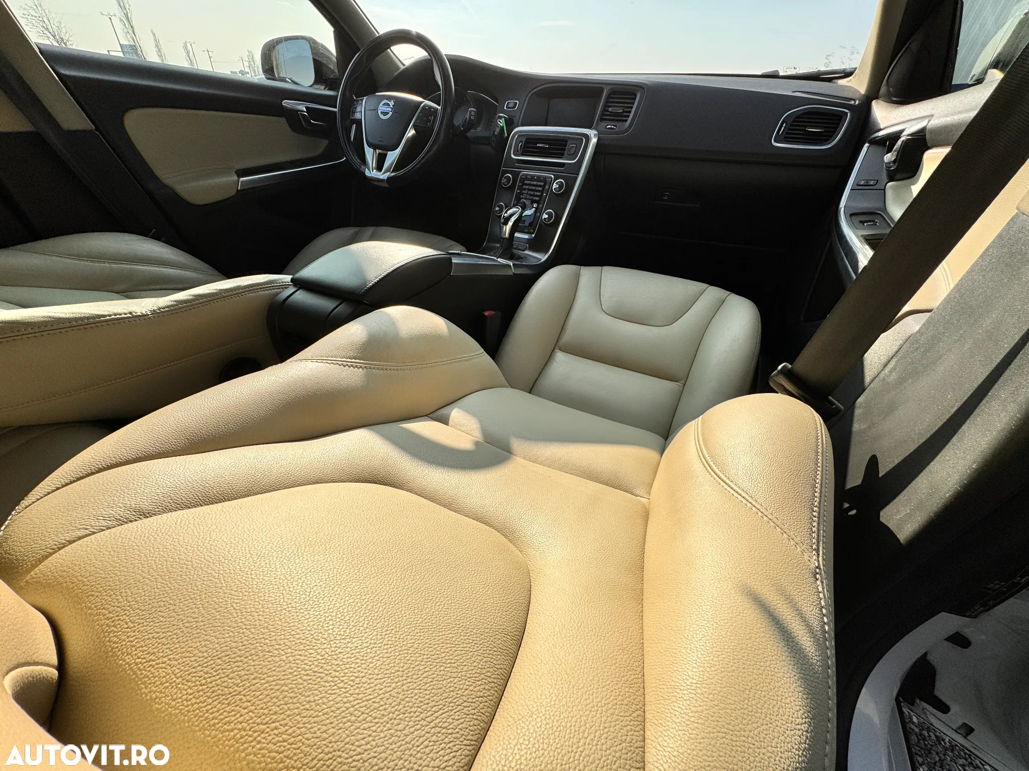 Volvo V60 - 33