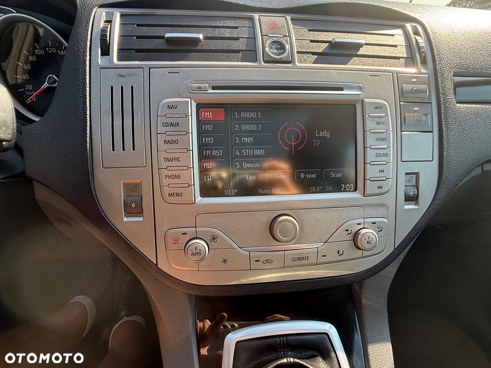 Ford Kuga 2.0 TDCi 4WD Titanium Plus - 28