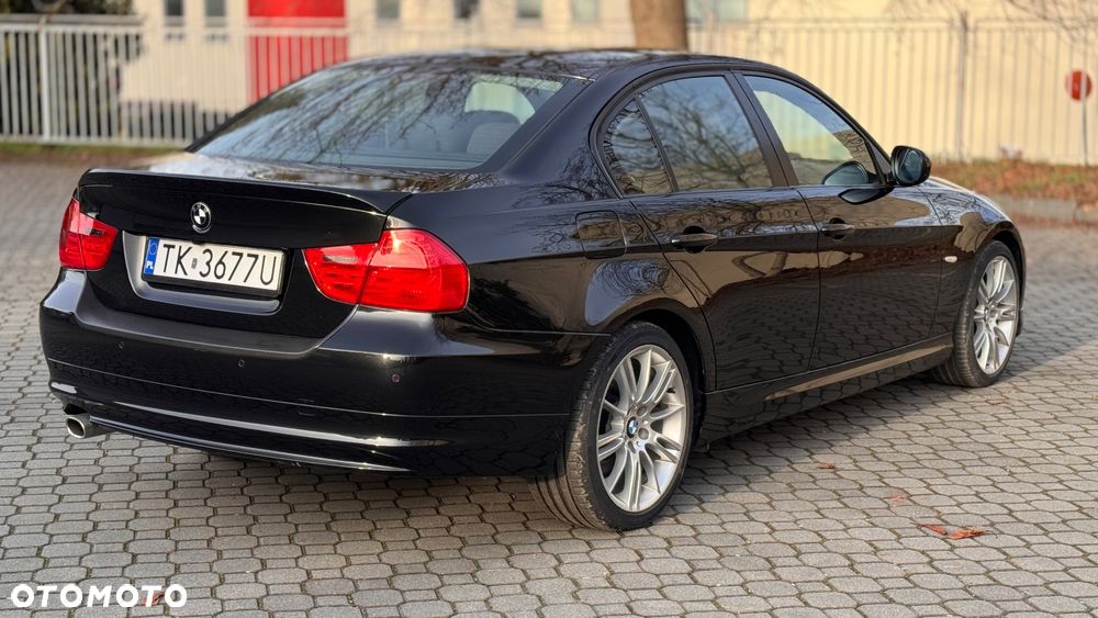 BMW Seria 3 318i - 7
