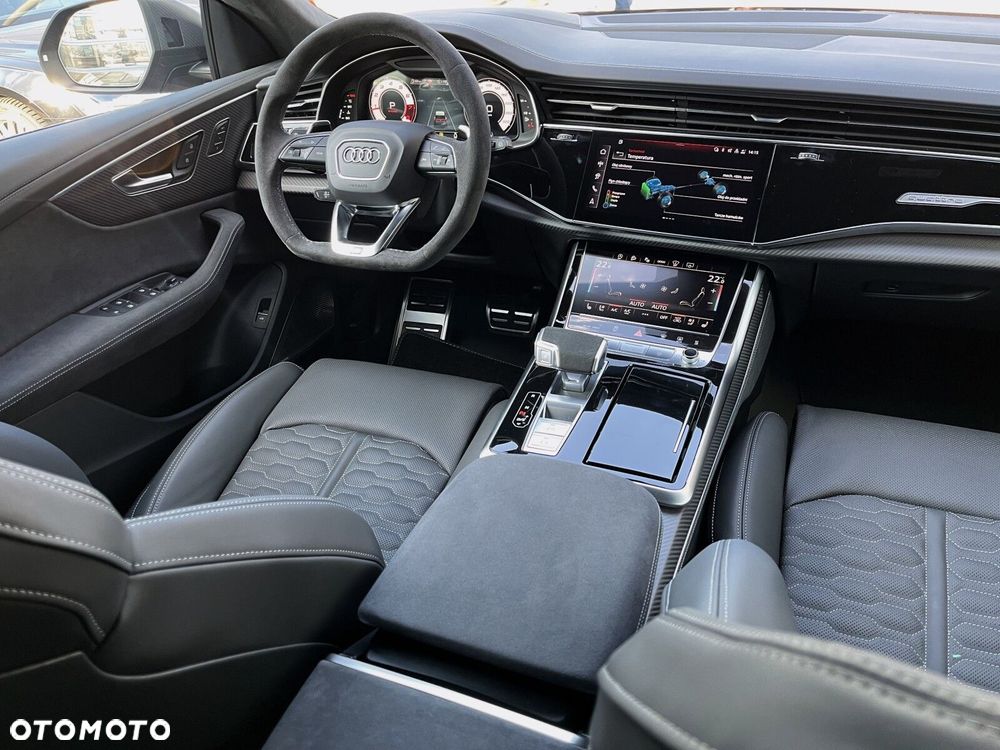 Audi RS Q8 - 22