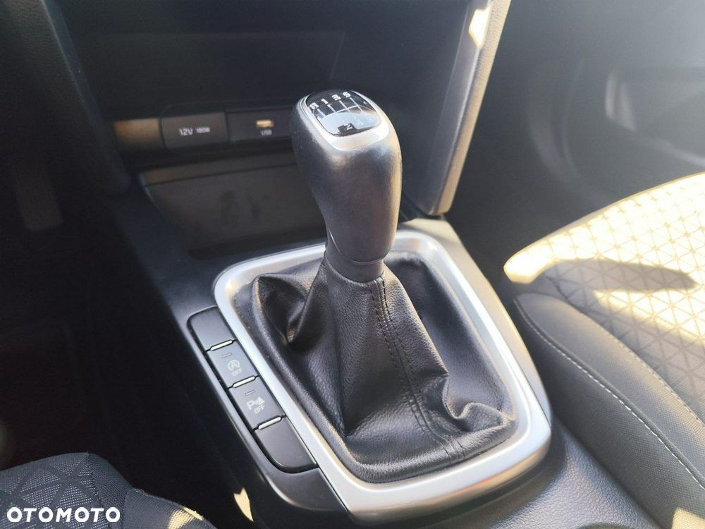 Kia Ceed - 21