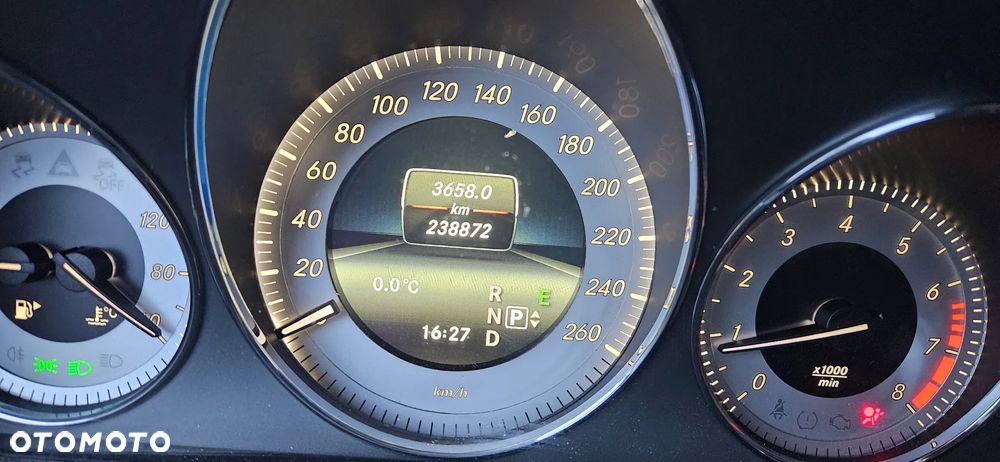 Mercedes-Benz GLK 350 4Matic (BlueEFFICIENCY) 7G-TRONIC - 17