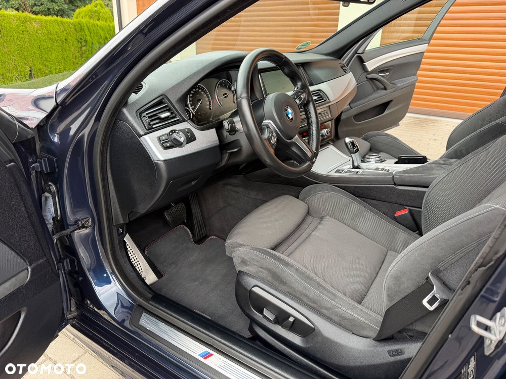 BMW Seria 5 520i Sport-Aut - 9