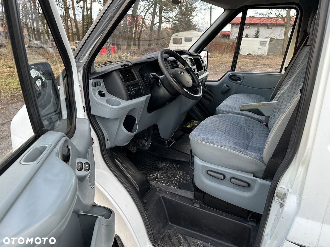 Ford Transit Tourneo - 14
