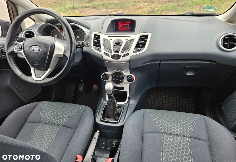 Ford Fiesta 1.4 Titanium - 6