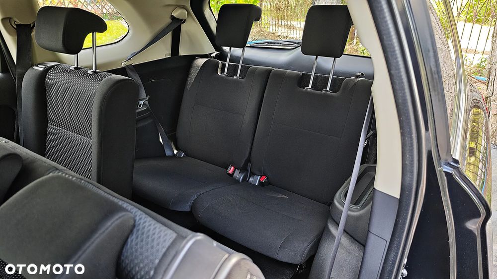 Mitsubishi Outlander - 20