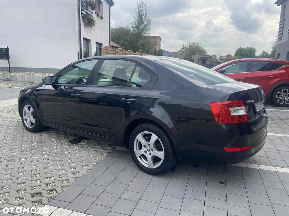 Skoda Octavia 1.2 TSI Ambiente - 9