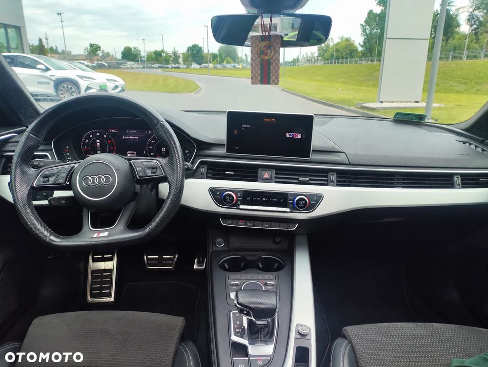 Audi A4 Avant - 14