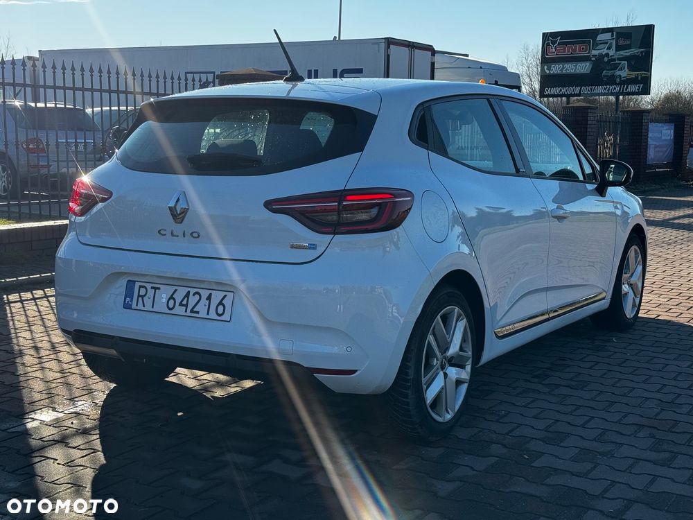 Renault Clio - 4
