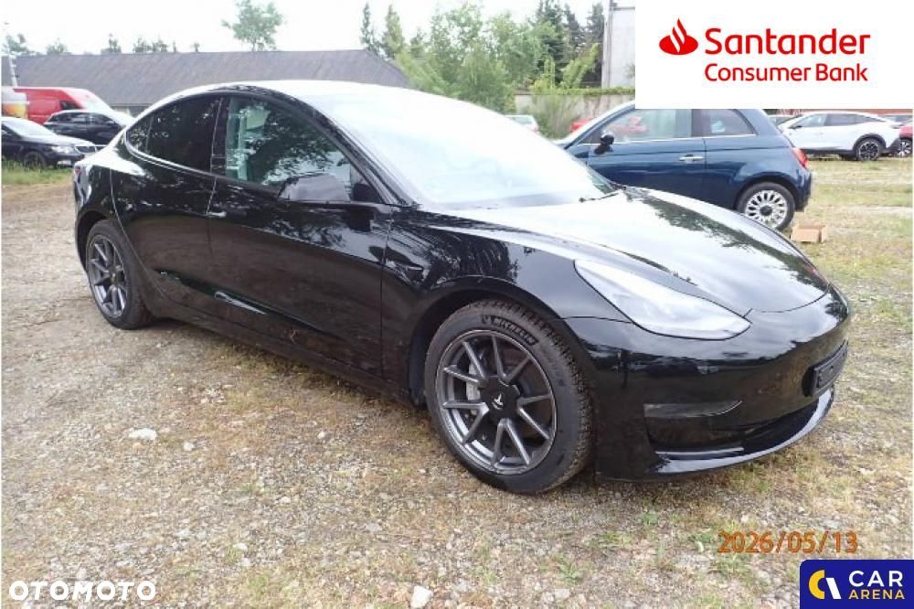 Tesla Model 3 - 1