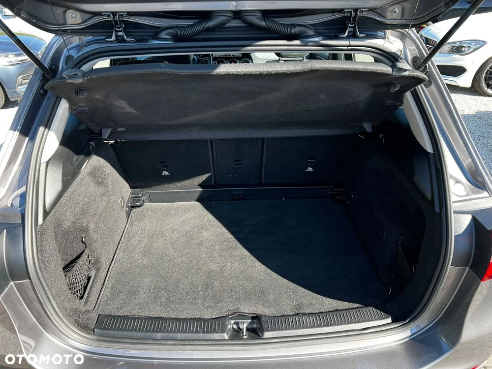Mercedes-Benz Klasa B 200 d 8G-DCT Style - 15