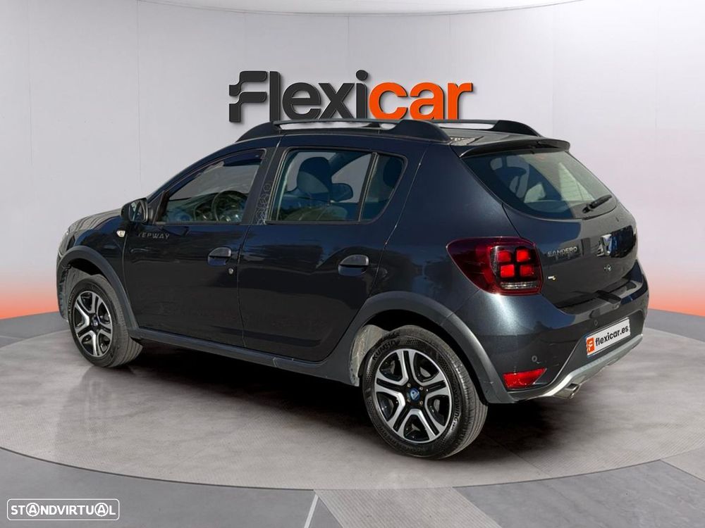 Dacia Sandero - 6