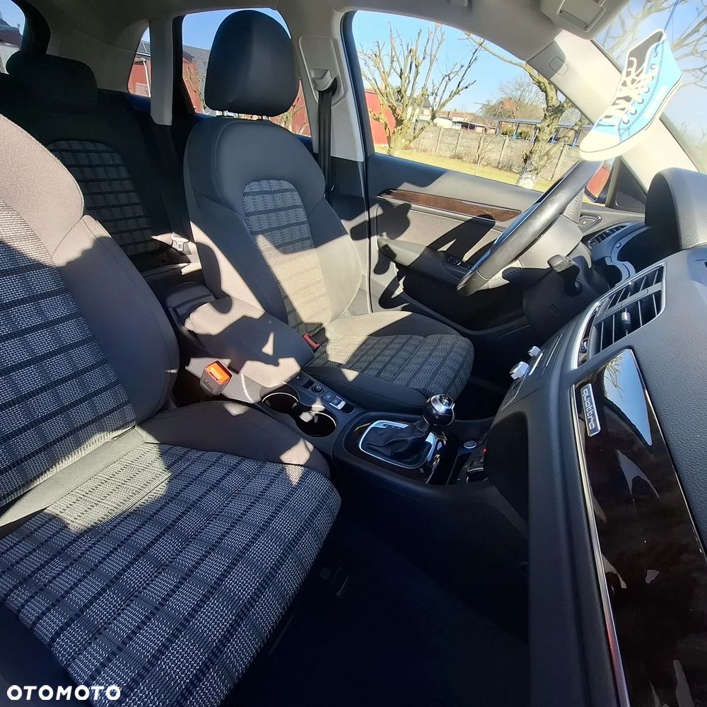 Audi Q3 2.0 TDI Quattro S tronic design - 17