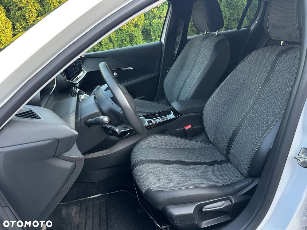 Peugeot 208 PureTech 100 EAT8 Allure Pack - 14