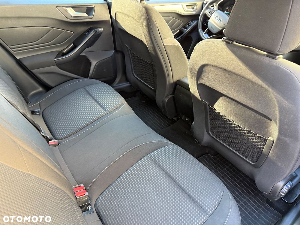 Ford Focus 1.5 EcoBlue Connected - 18
