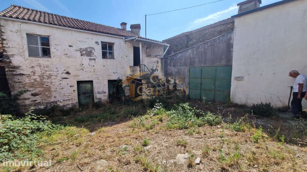 CASA COM TERRENO - Grande imagem: 5/18