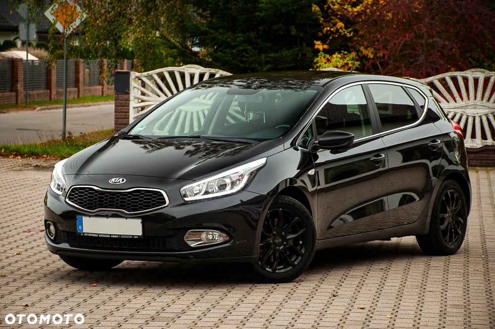 Kia Ceed 1.4 CVVT ISG Dream Team Edition - 20