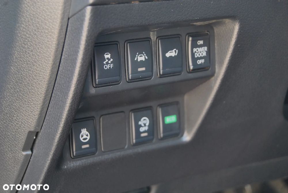 Nissan X-Trail - 14