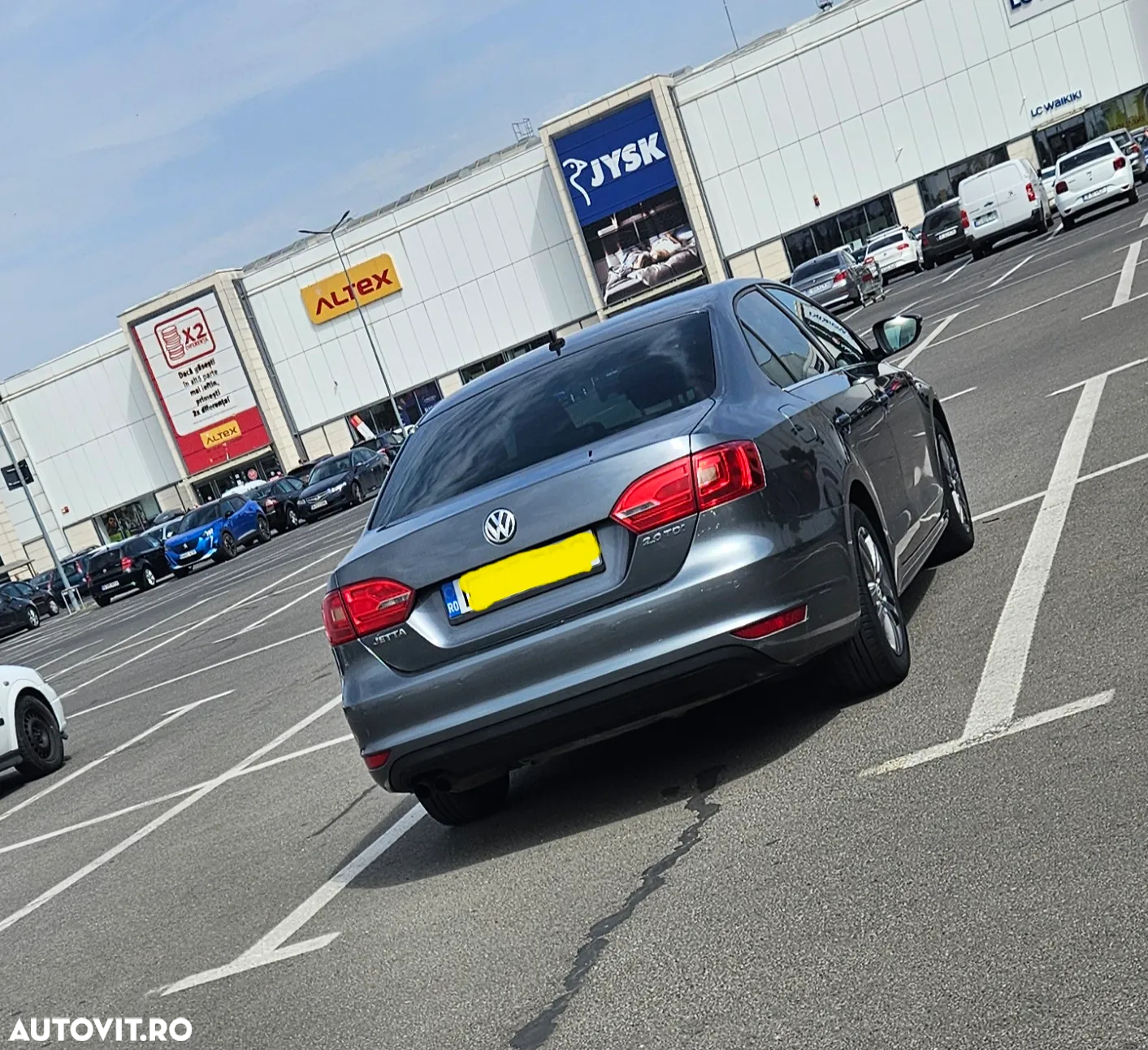 Volkswagen Jetta 2.0 TDI CR DPF Highline - 4