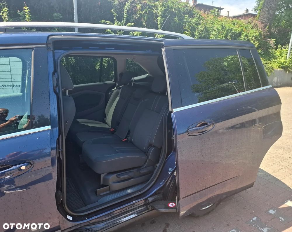Ford Grand C-MAX - 7