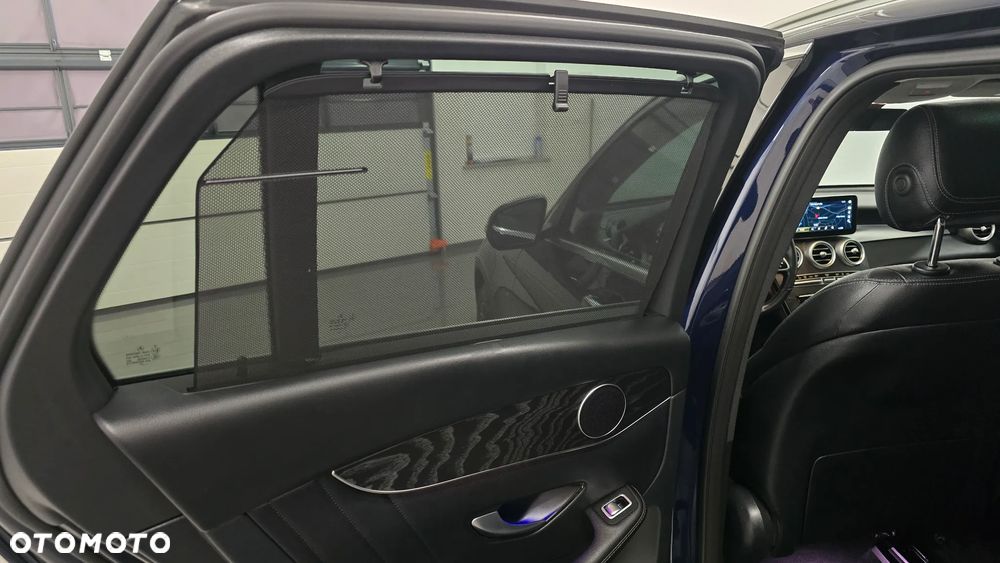 Mercedes-Benz GLC 300 de 4Matic 9G-TRONIC AMG Line Plus - 17