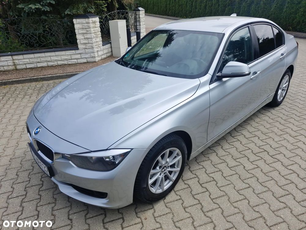BMW Seria 3 316d M Sport - 31
