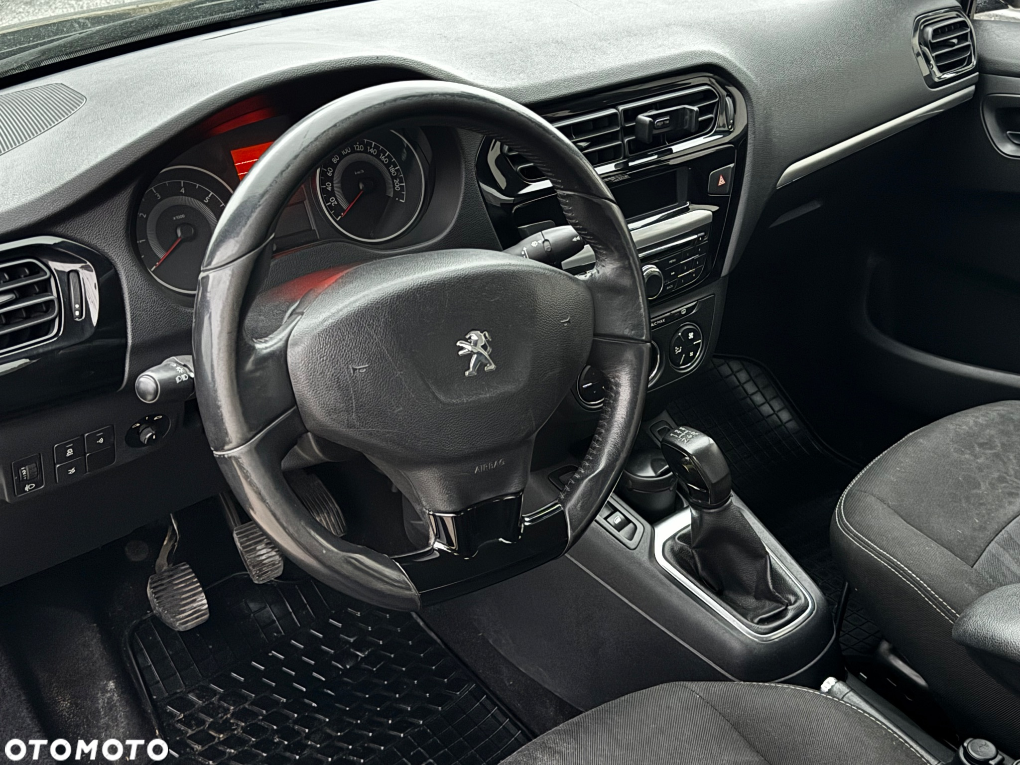 Peugeot 301 1.6 HDi Active - 8