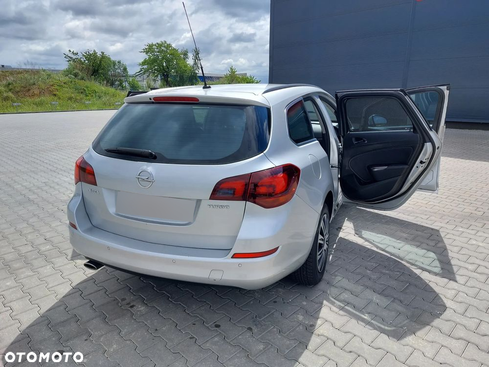 Opel Astra 1.4 Turbo Sports Tourer 150 Jahre - 15