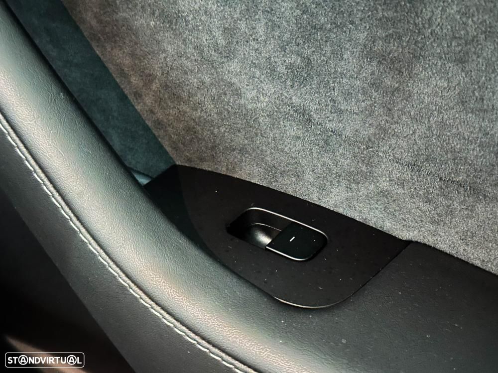 Tesla Model 3 Long Range AWD Dual Motor - 26