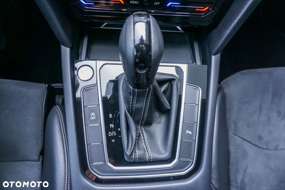 Volkswagen Arteon 2.0 TSI R-Line DSG - 21