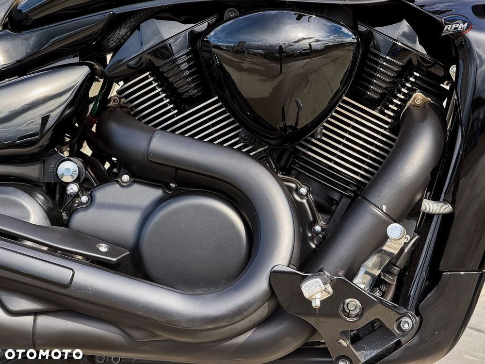 Suzuki Boulevard - 29