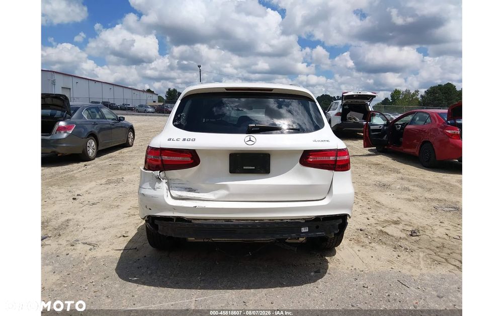Mercedes-Benz GLC - 6