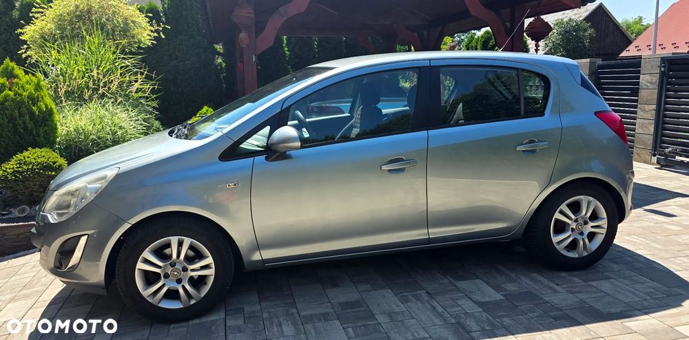 Opel Corsa - 4