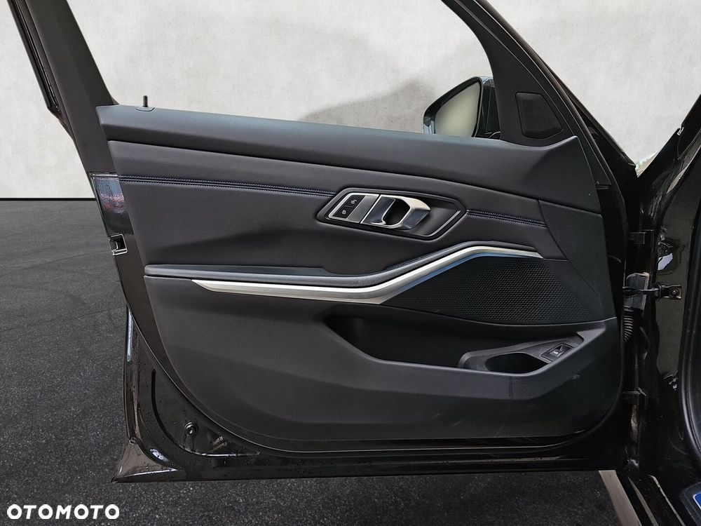 BMW Seria 3 - 20