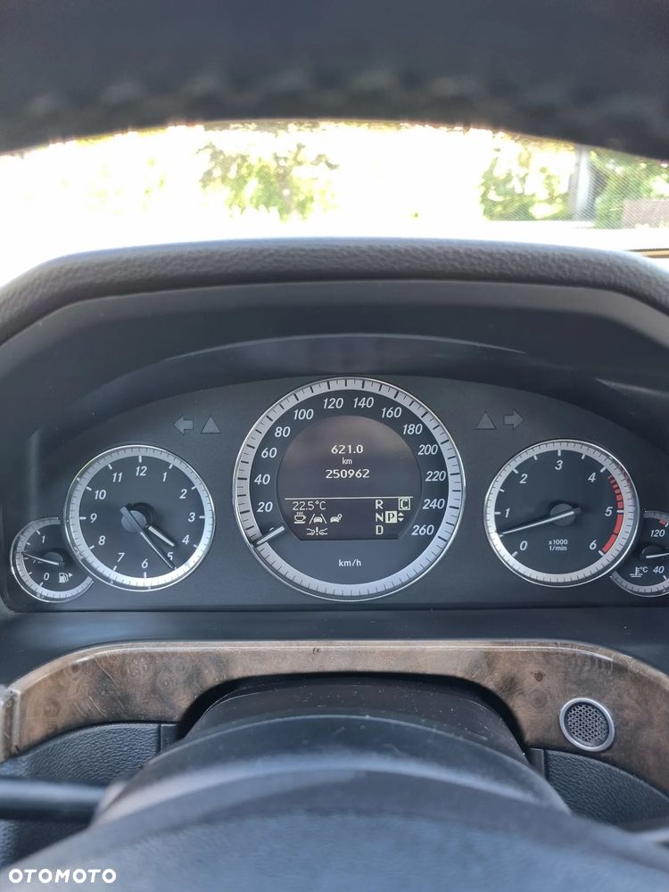 Mercedes-Benz Klasa E 350 CDI BlueEff Elegance - 12