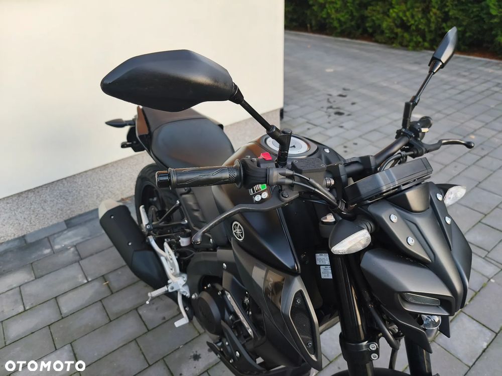 Yamaha MT - 10
