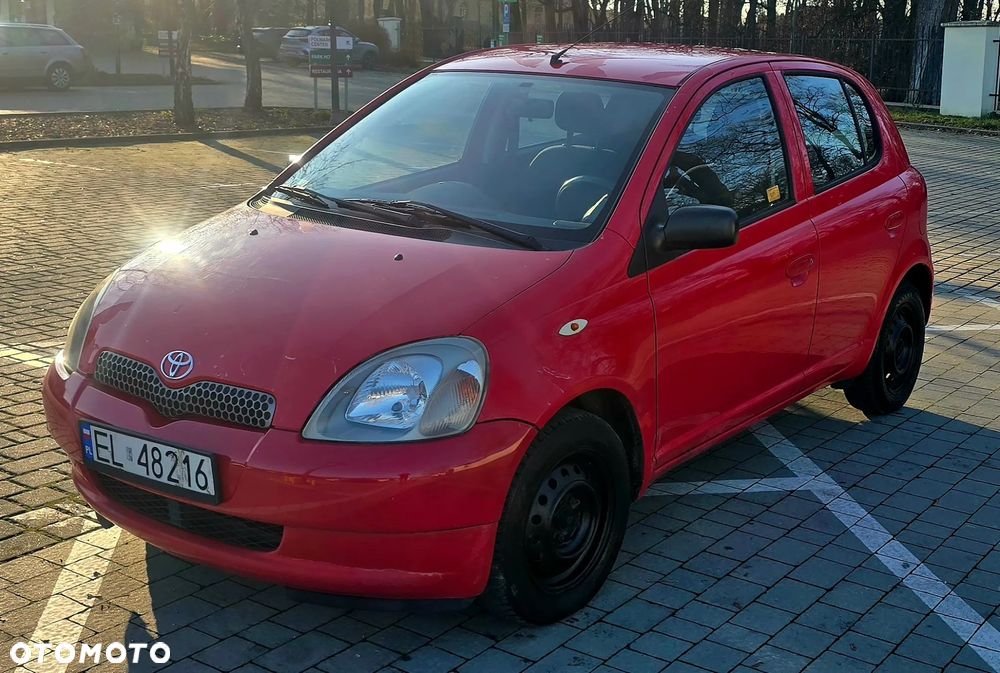 Toyota Yaris 1.0 Base - 5