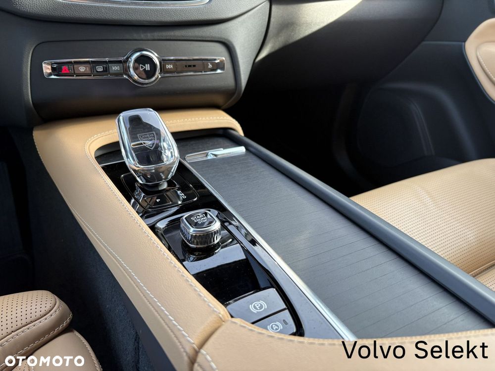 Volvo XC 90 - 14