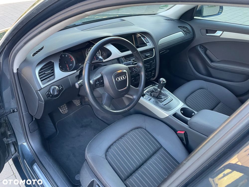 Audi A4 Limousine 1.8 TFSI Ambiente - 14