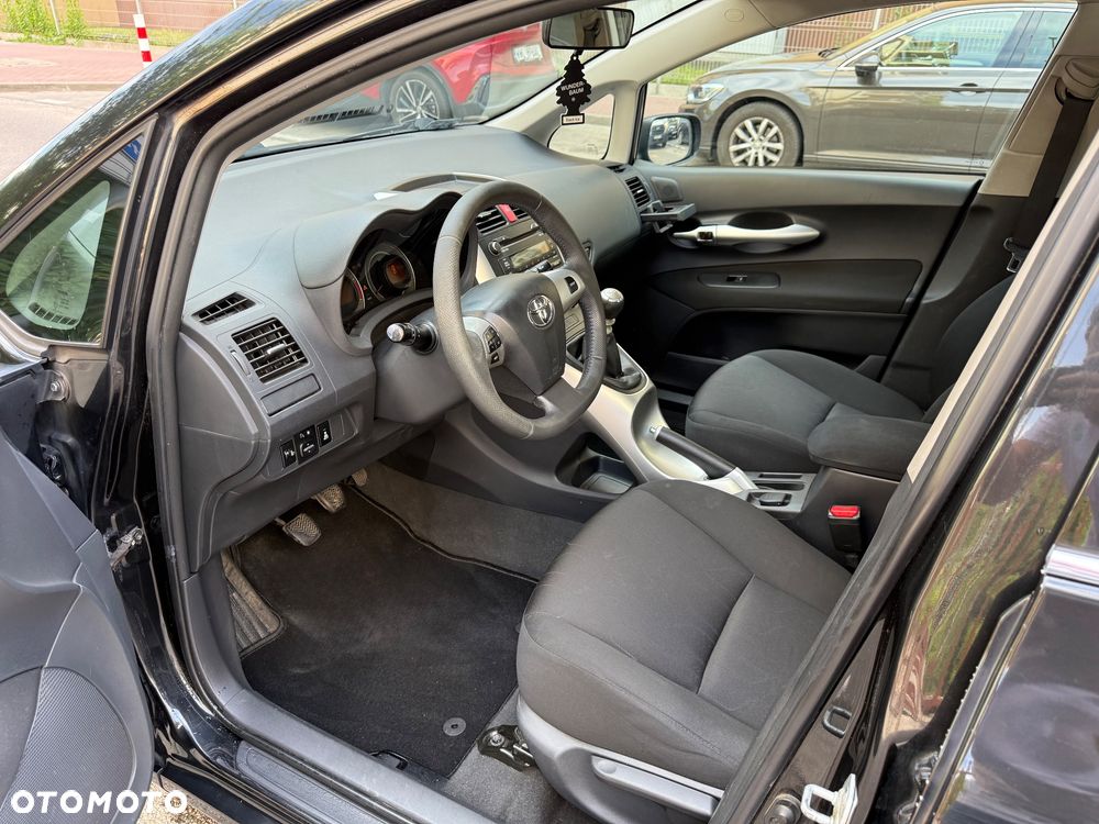 Toyota Auris 1.4 D-4D Life - 7
