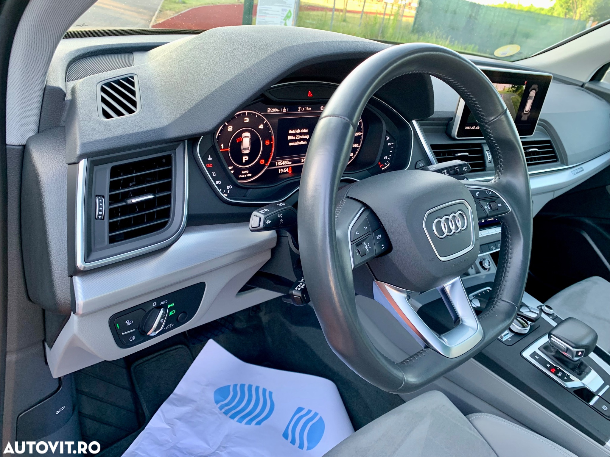 Audi Q5 2.0 40 TDI quattro S tronic Design - 25