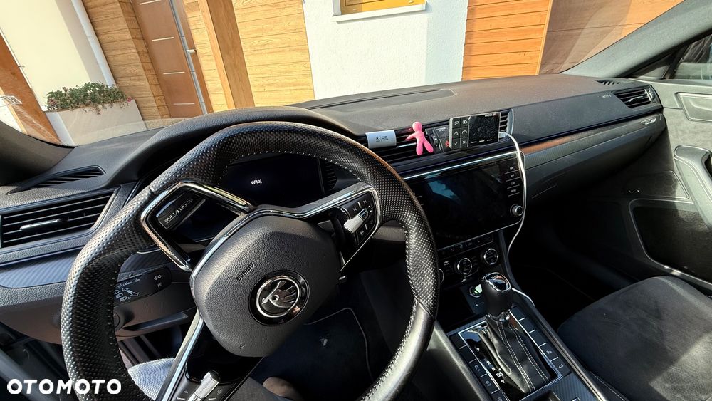 Skoda Superb 2.0 TSI Sportline DSG - 9