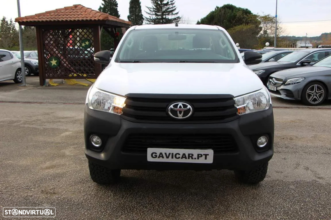 Toyota Hilux 2.4 D-4D 4WD CD CM - 7