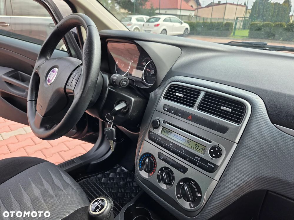 Fiat Grande Punto 1.4 8V Emotion - 23