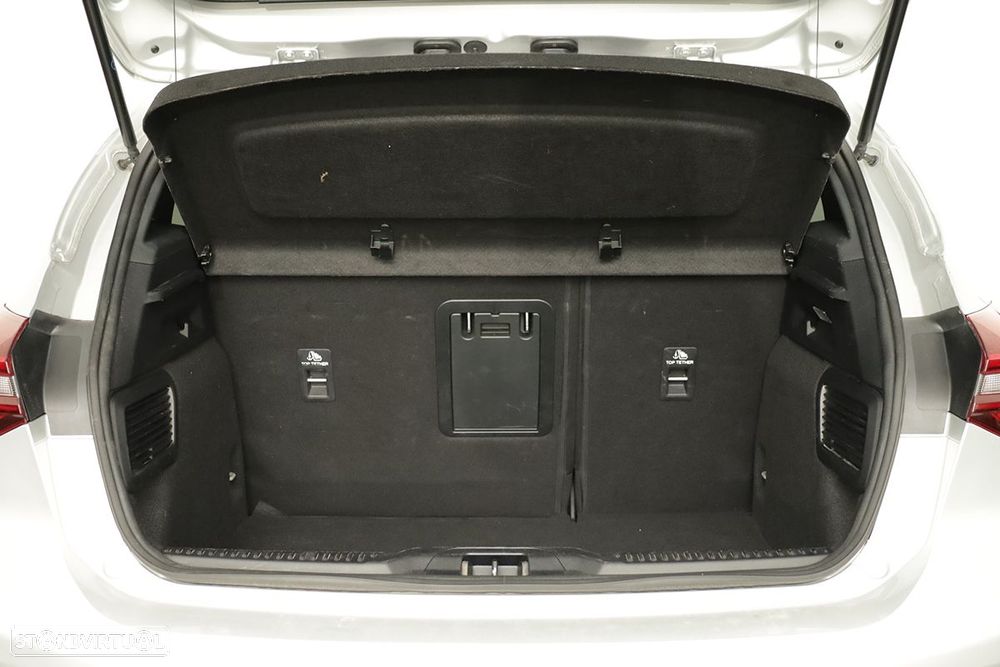Ford Focus - 22