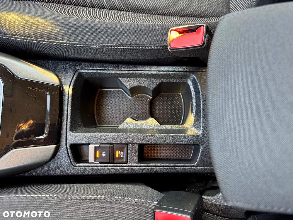 Volkswagen T-Roc 1.6 TDI SCR Style - 31