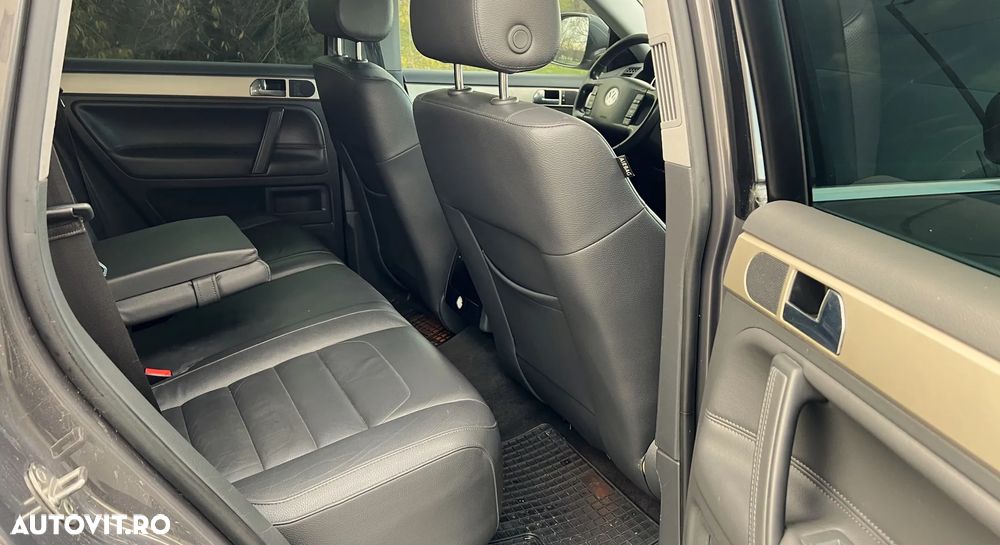 Volkswagen Touareg - 8