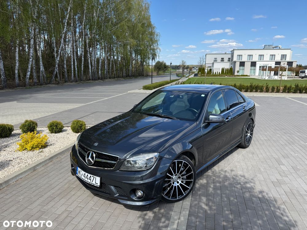 Mercedes-Benz Klasa C 63 AMG 7G-TRONIC SPORT EDITION - 10