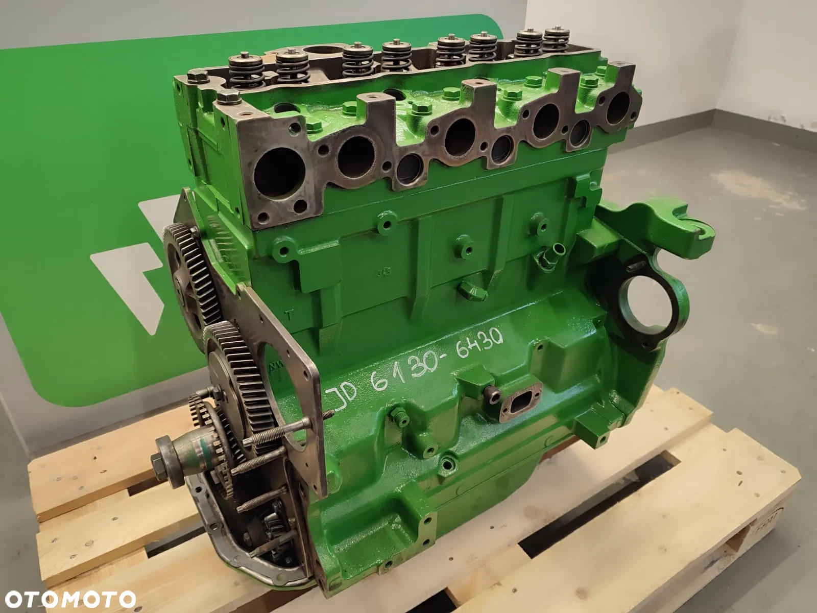Słupek silnika 4045HL283 JOHN DEERE 6430 - 5