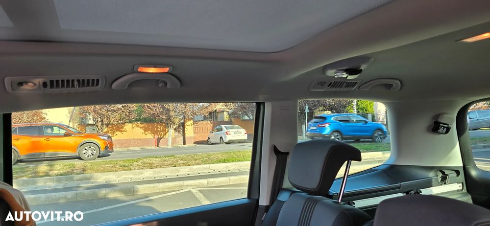 Volkswagen Sharan - 13